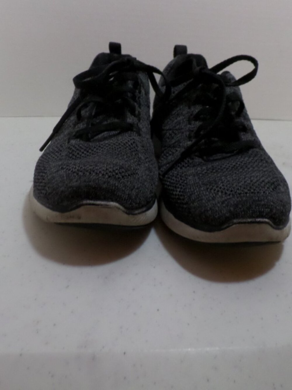 Sketchers Women’s Sport Track-Daytime Dramer Sneaker – Size 8